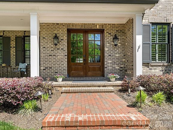 3rd image of 1117 Churchill Commons Dr