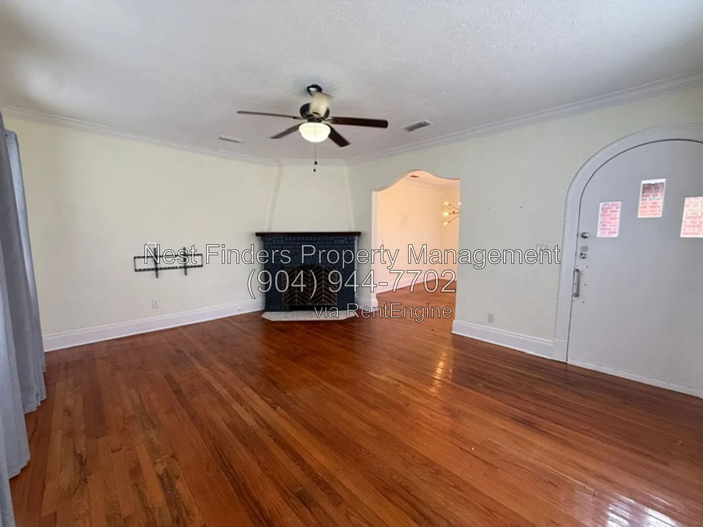3 bed, 2.0 bath, 1395 sqft, $2,000 — Photo 4