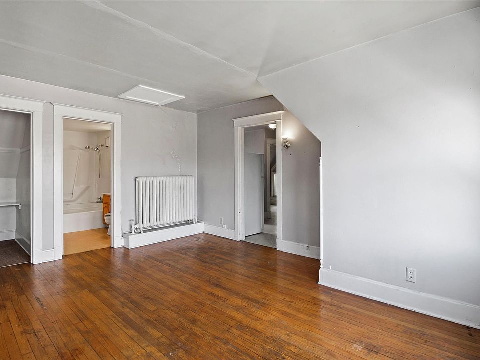 1424 Wisconsin Ave 1424, Racine, WI 53403 Zillow