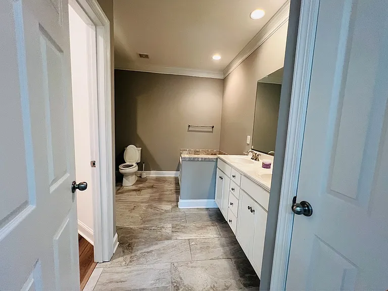 1618 Cedar Hill Way — Photo 39