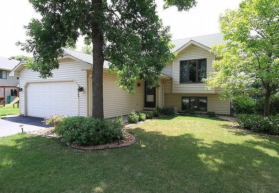 1166 Westbury Knl