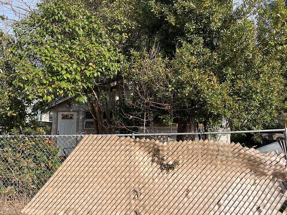 1st image of 625 Smilax Ave