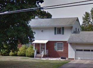 362 Elm Ave, Tallmadge, OH