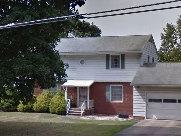 362 Elm Ave, Tallmadge, OH 44278