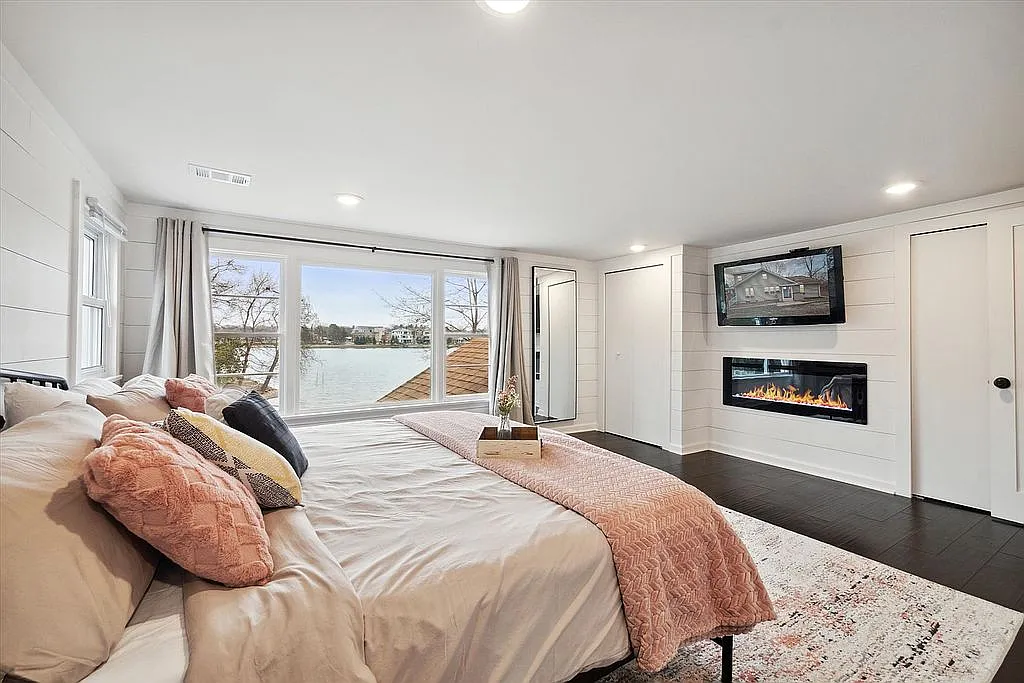 225 Darling Dr photo 1