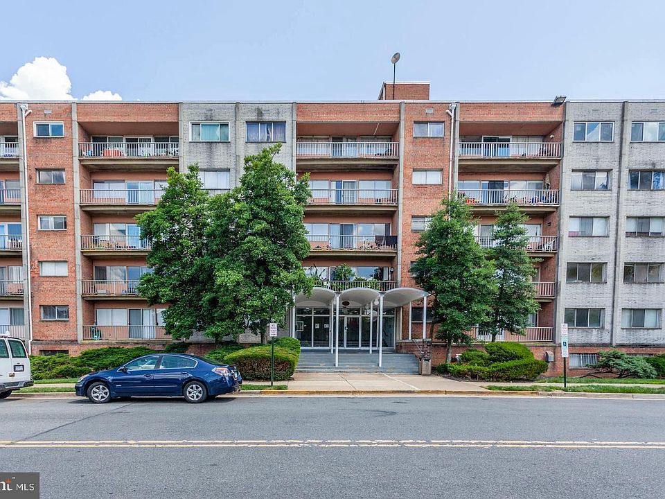 1st image of 401 N Armistead St APT 403