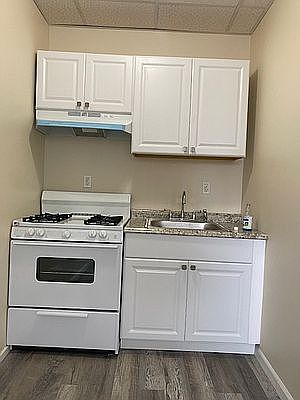 2nd image of 8804 Glenwood Rd #1F