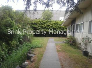 9802 NE 188th St APT 4, Bothell, WA 98011