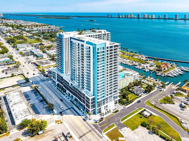 220 Lake Shore Dr #1415 — Photo 34