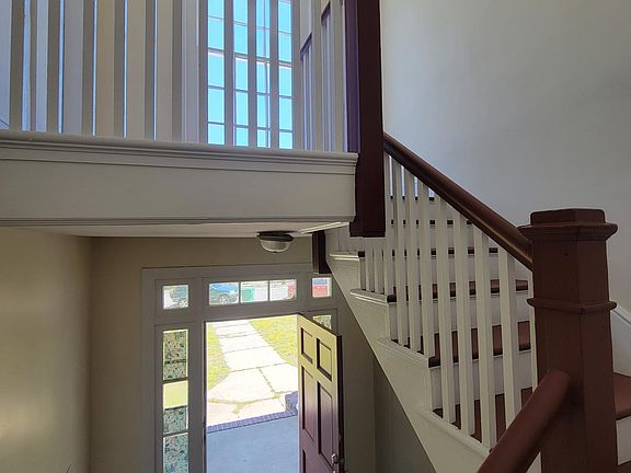 3rd image of 630 Harrison St #630