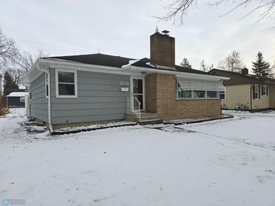 2109 7th St N, Fargo, ND, 58102