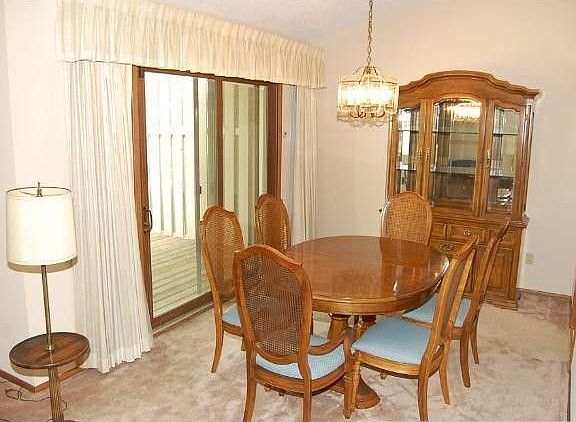 4th image of 5581 Hyland Courts Dr