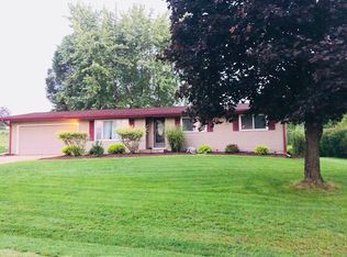 10387 Brenda St, Savanna, IL 61074