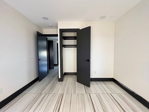 5th image of 1614 Harrison St APT 8