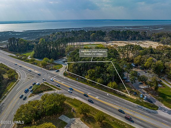 2nd image of 848 Robert Smalls Parkway