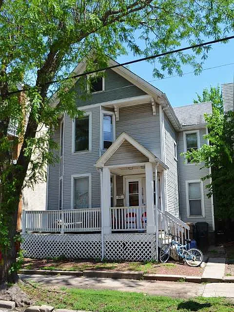 4 bed, 1.0 bath, 1030 sqft, $2,245 — Photo 1