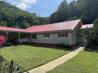 236 Tunnel Rd, Hi Hat, KY 41636