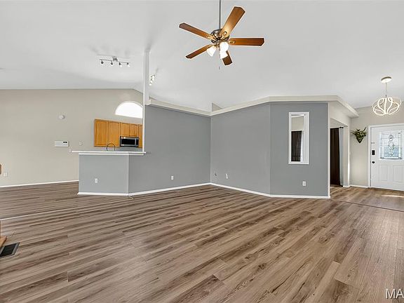 5th image of 934 Annabrook Park Dr