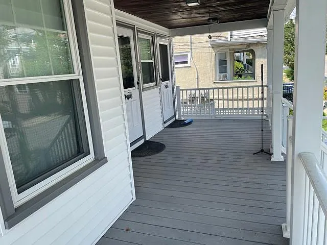 98 Winsor Ave #1 — Photo 33