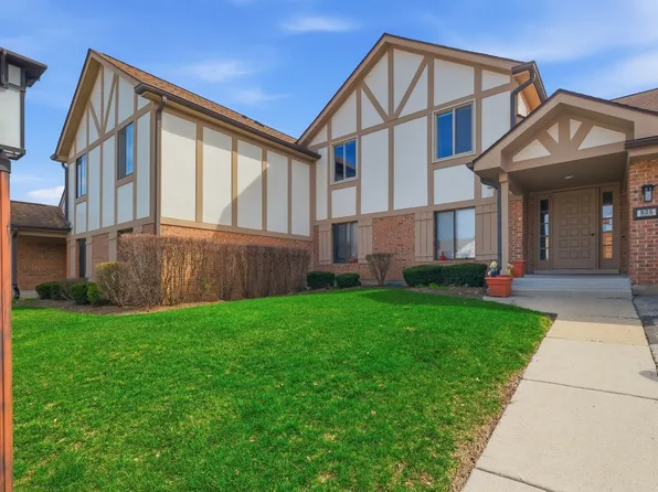 825 Thornton Ct #2A, Schaumburg, IL 60193