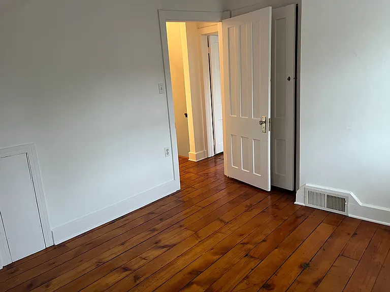 1002 Lamberton St #2 — Photo 15