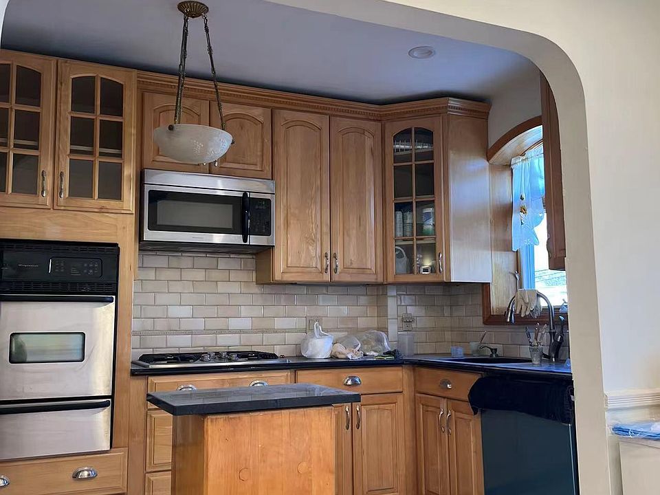 2nd image of 2131 E 35th St #1&2