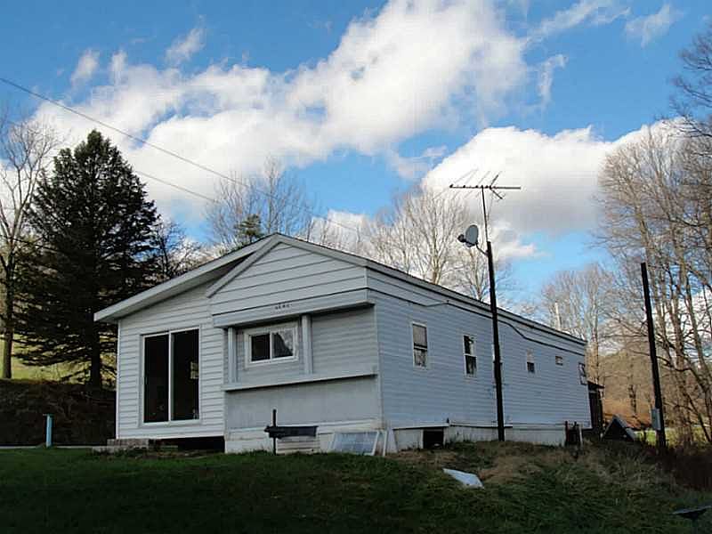 2nd image of 104? Dark Hollow Rd