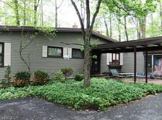 12908 Westchester Trl, Chesterland, OH 44026