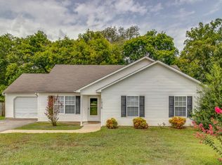 1936 Fieldstone Dr, Columbia, TN 38401