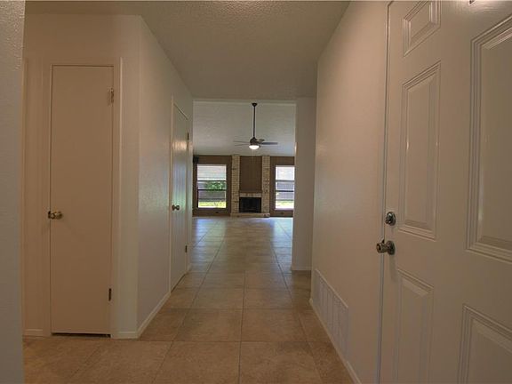 4th image of 11607 Wiginton Dr