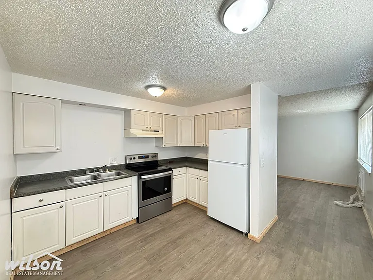 1313 Cherry Ave #A-D — Photo 6