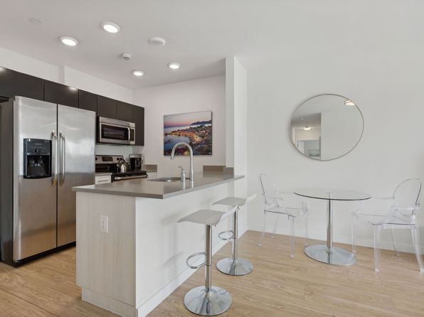 120 N Pearl St APT 411