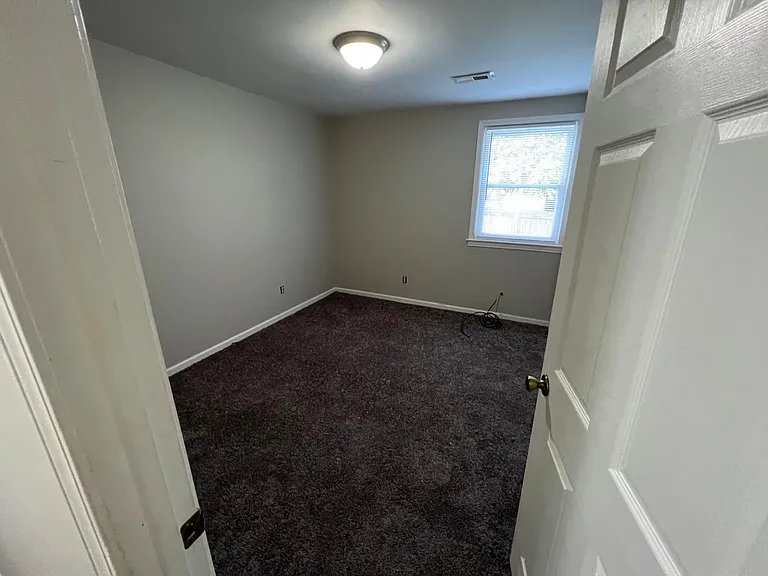 2107 Richardson Dr #1 — Photo 4