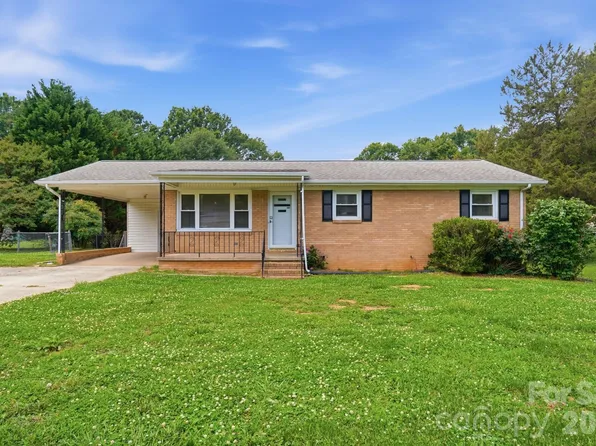 913 Harper Rd, Gastonia, NC 28056