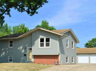 3238 Indianapolis Ave, Des Moines, IA 50317