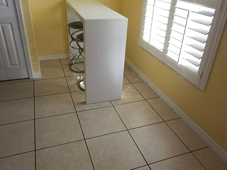 3926 Constantine Loop — Photo 17