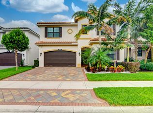 8056 Lemon Serpentine Ln, Delray Beach, FL 33446