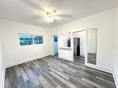 1st image of 1278 N Wilton Pl APT 4