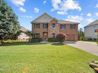 6018 Pembridge Rd, Knoxville, TN 37912