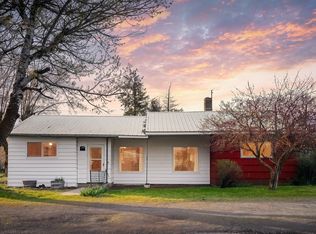 190 S 6th Ave, Elgin, OR 97827