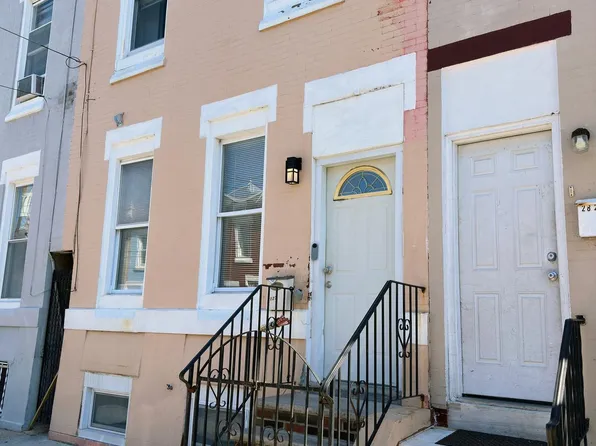 2827 N Fairhill St, Philadelphia, PA 19133