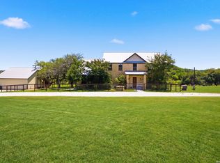 8 Walnut Grove Rd, Boerne, TX 78006