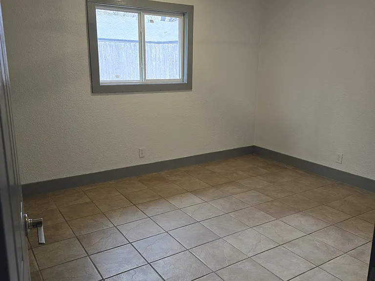 10003 Quail Valley Blvd #B — Photo 9