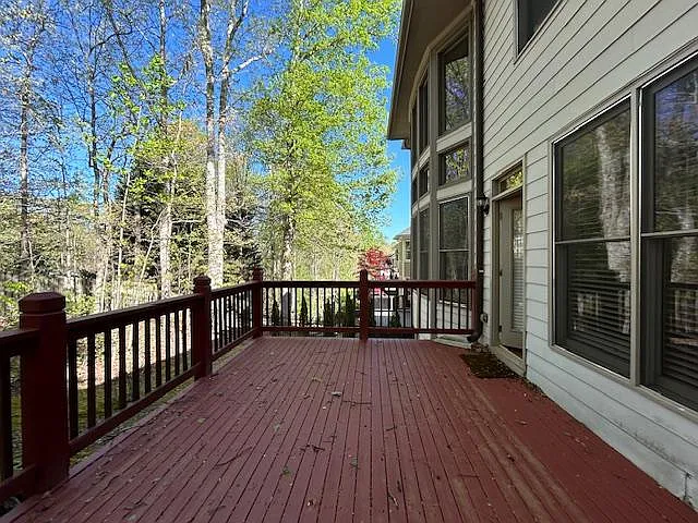 343 Ashleigh Walk Pkwy — Photo 38