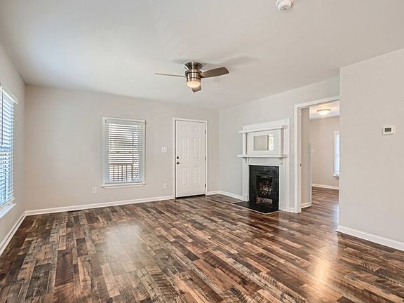 3rd image of 205 Lincoln St