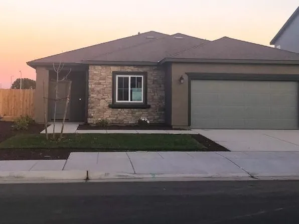 969 S Kandarian Ct, Fowler, CA 93625