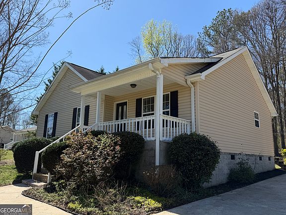 3rd image of 1164 Bert Moorhead Rd