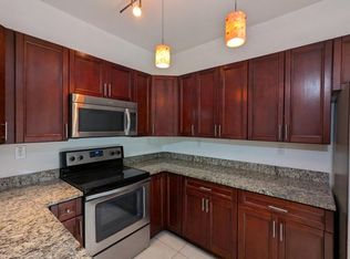 10781 NW 81st Ln, Doral, FL 33178