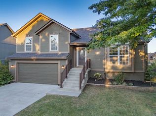 16115 S Cooper St, Olathe, KS 66062
