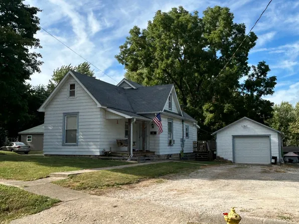 712 Prospect St, Crawfordsville, IN 47933